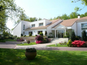 Les Jardins de la Muse, piscine couverte, spa et fitness